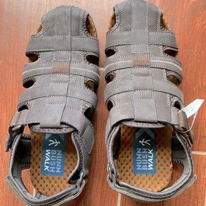 New, man sandals, you can make them loser o tided. It’s kind of wide